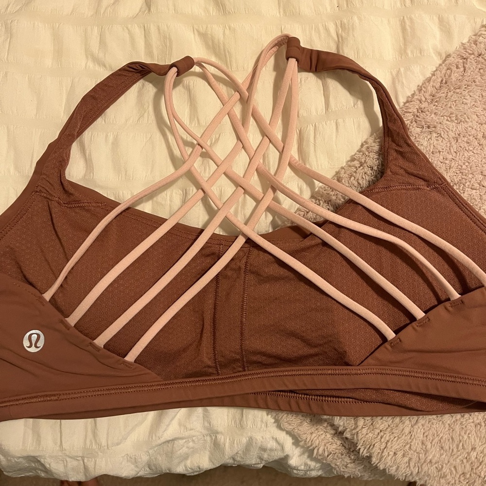 Lulu lemon free to be bra. Size 10. Worn once.